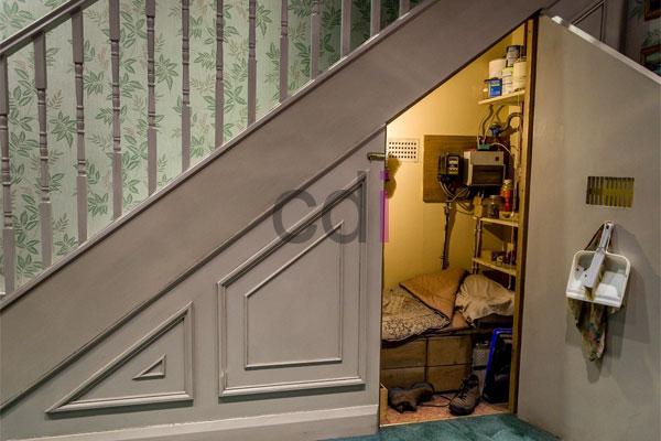 lemari-prabotan-bawah-tangga