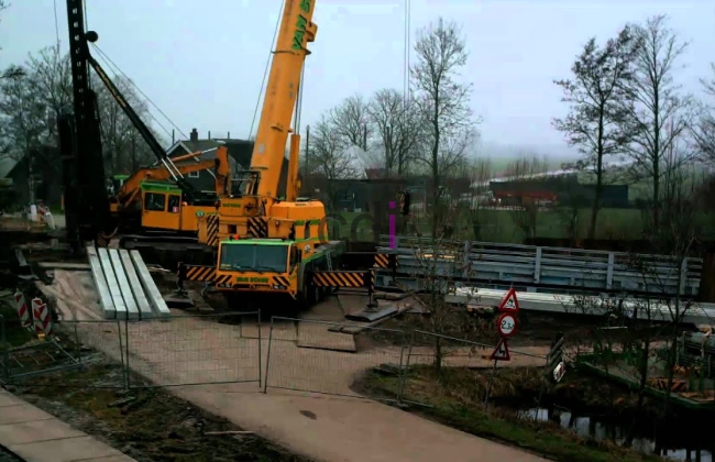 Sewa Crane di Pengasinan Depok Per Jam