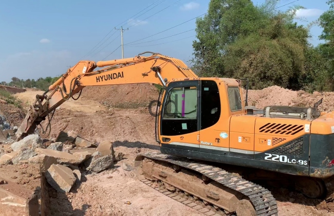 Tempat Sewa Excavator di Tegal Buleud Sukabumi Terdekat