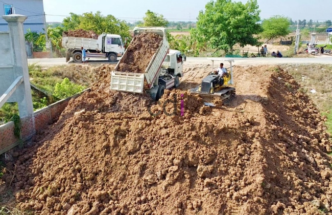 Jual Material Tanah Merah Urug di Cakung Timur Jakarta Gratis Ongkir