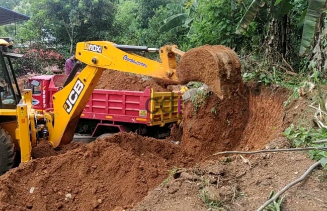 Jual Material Tanah Merah Urug di Kayu Manis Jakarta Gratis Ongkir