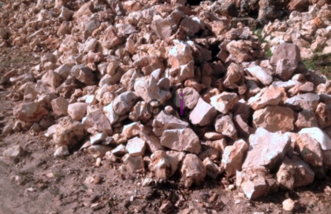 Jual Material Batu Limestone/Batu Kapur di  Cilandak Jakarta Gratis Ongkir