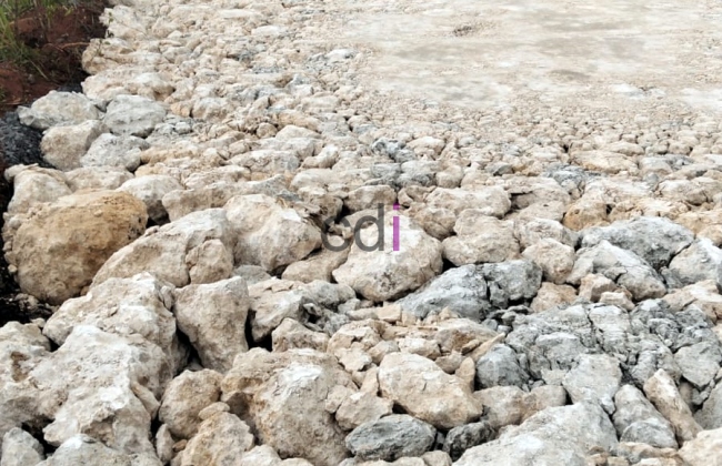 Jual Material Batu Limestone/Batu Kapur di Kalisari Jakarta Gratis Ongkir